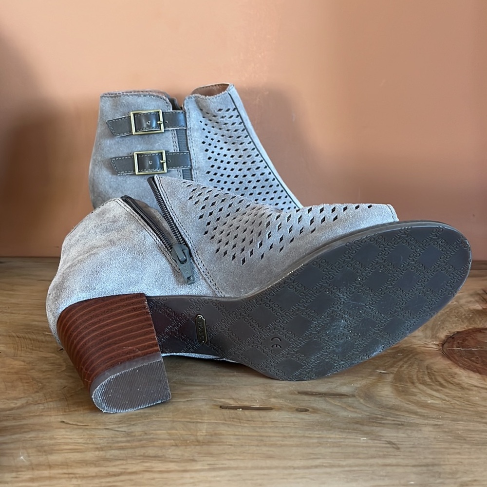 Vionic Aloft Chryssa Gray Perforated Leather Open… - image 2